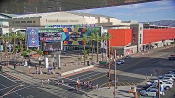 Weather camera view of Palomar Hotel.