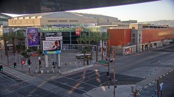 Weather camera view of Palomar Hotel.