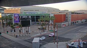 Weather camera view of Palomar Hotel.