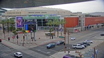 Weather camera view of Palomar Hotel.