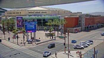 Weather camera view of Palomar Hotel.