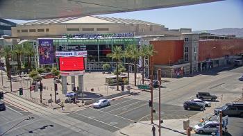 Weather camera view of Palomar Hotel.