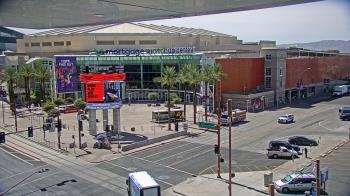 Weather camera view of Palomar Hotel.