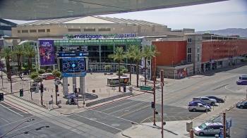 Weather camera view of Palomar Hotel.