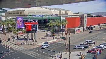 Weather camera view of Palomar Hotel.