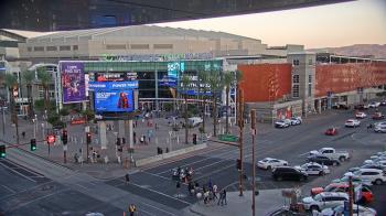 Weather camera view of Palomar Hotel.