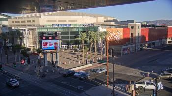 Weather camera view of Palomar Hotel.