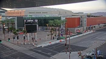 Weather camera view of Palomar Hotel.