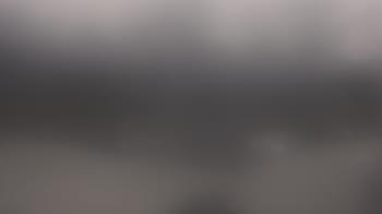 Weather camera view of Hilldale Elementary School.