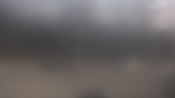 Weather camera view of Hilldale Elementary School.