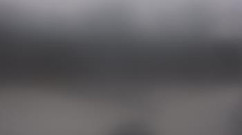 Weather camera view of Hilldale Elementary School.