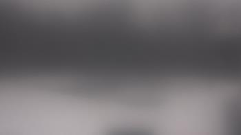 Weather camera view of Hilldale Elementary School.