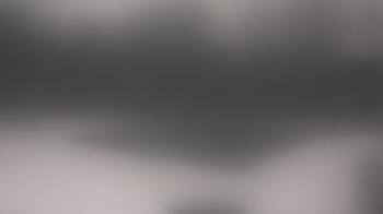 Weather camera view of Hilldale Elementary School.