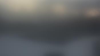 Weather camera view of Hilldale Elementary School.