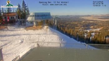 Weather camera view of Sunrise Park Resort 10650 ft elev.