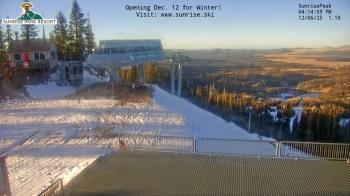Weather camera view of Sunrise Park Resort 10650 ft elev.