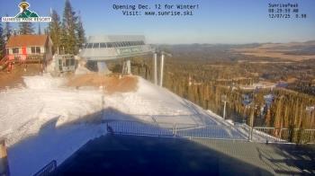 Weather camera view of Sunrise Park Resort 10650 ft elev.