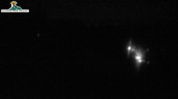 Weather camera view of Sunrise Park Resort 10650 ft elev.