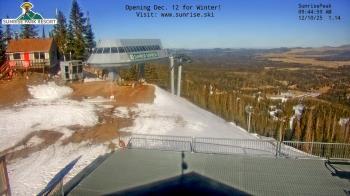 Weather camera view of Sunrise Park Resort 10650 ft elev.
