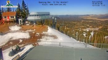 Weather camera view of Sunrise Park Resort 10650 ft elev.