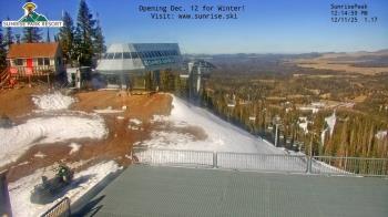Weather camera view of Sunrise Park Resort 10650 ft elev.
