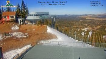 Weather camera view of Sunrise Park Resort 10650 ft elev.