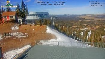 Weather camera view of Sunrise Park Resort 10650 ft elev.