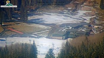 Weather camera view of Sunrise Park Resort 10650 ft elev.