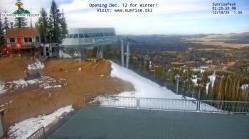 Weather camera view of Sunrise Park Resort 10650 ft elev.