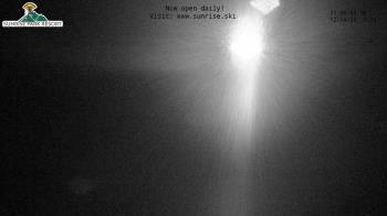 Weather camera view of Sunrise Park Resort 10650 ft elev.