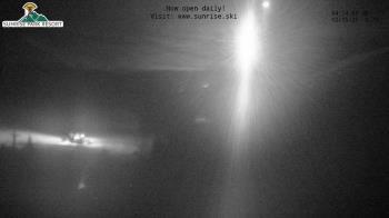 Weather camera view of Sunrise Park Resort 10650 ft elev.