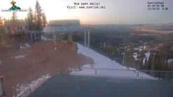 Weather camera view of Sunrise Park Resort 10650 ft elev.