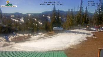 Weather camera view of Sunrise Park Resort 10650 ft elev.