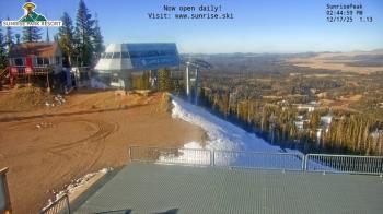 Weather camera view of Sunrise Park Resort 10650 ft elev.