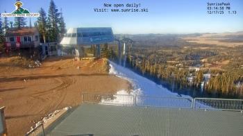 Weather camera view of Sunrise Park Resort 10650 ft elev.