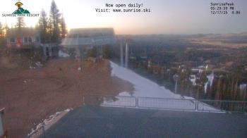 Weather camera view of Sunrise Park Resort 10650 ft elev.