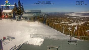 Weather camera view of Sunrise Park Resort 10650 ft elev.