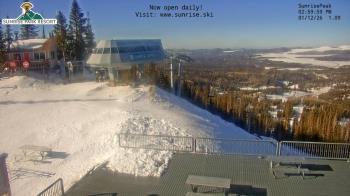 Weather camera view of Sunrise Park Resort 10650 ft elev.