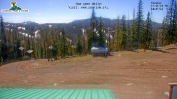 Weather camera view of Sunrise Park Resort 10650 ft elev.