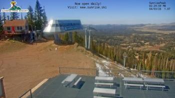 Weather camera view of Sunrise Park Resort 10650 ft elev.