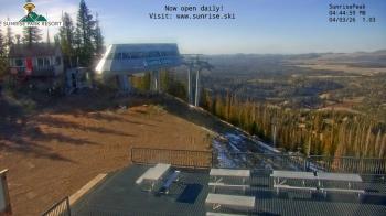 Weather camera view of Sunrise Park Resort 10650 ft elev.