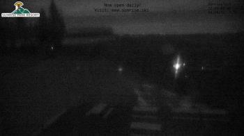 Weather camera view of Sunrise Park Resort 10650 ft elev.