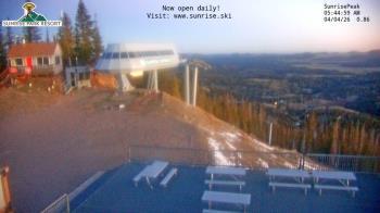 Weather camera view of Sunrise Park Resort 10650 ft elev.