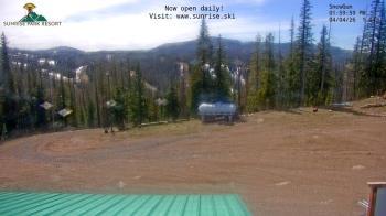 Weather camera view of Sunrise Park Resort 10650 ft elev.