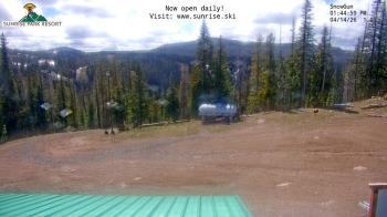 Weather camera view of Sunrise Park Resort 10650 ft elev.