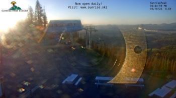 Weather camera view of Sunrise Park Resort 10650 ft elev.
