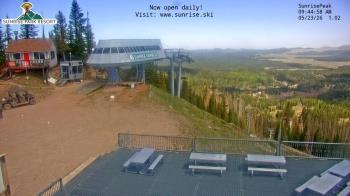 Weather camera view of Sunrise Park Resort 10650 ft elev.