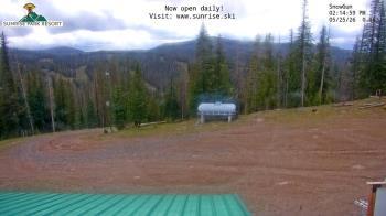 Weather camera view of Sunrise Park Resort 10650 ft elev.