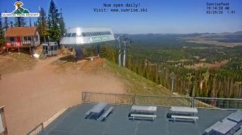 Weather camera view of Sunrise Park Resort 10650 ft elev.