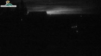 Weather camera view of Sunrise Park Resort 10650 ft elev.
